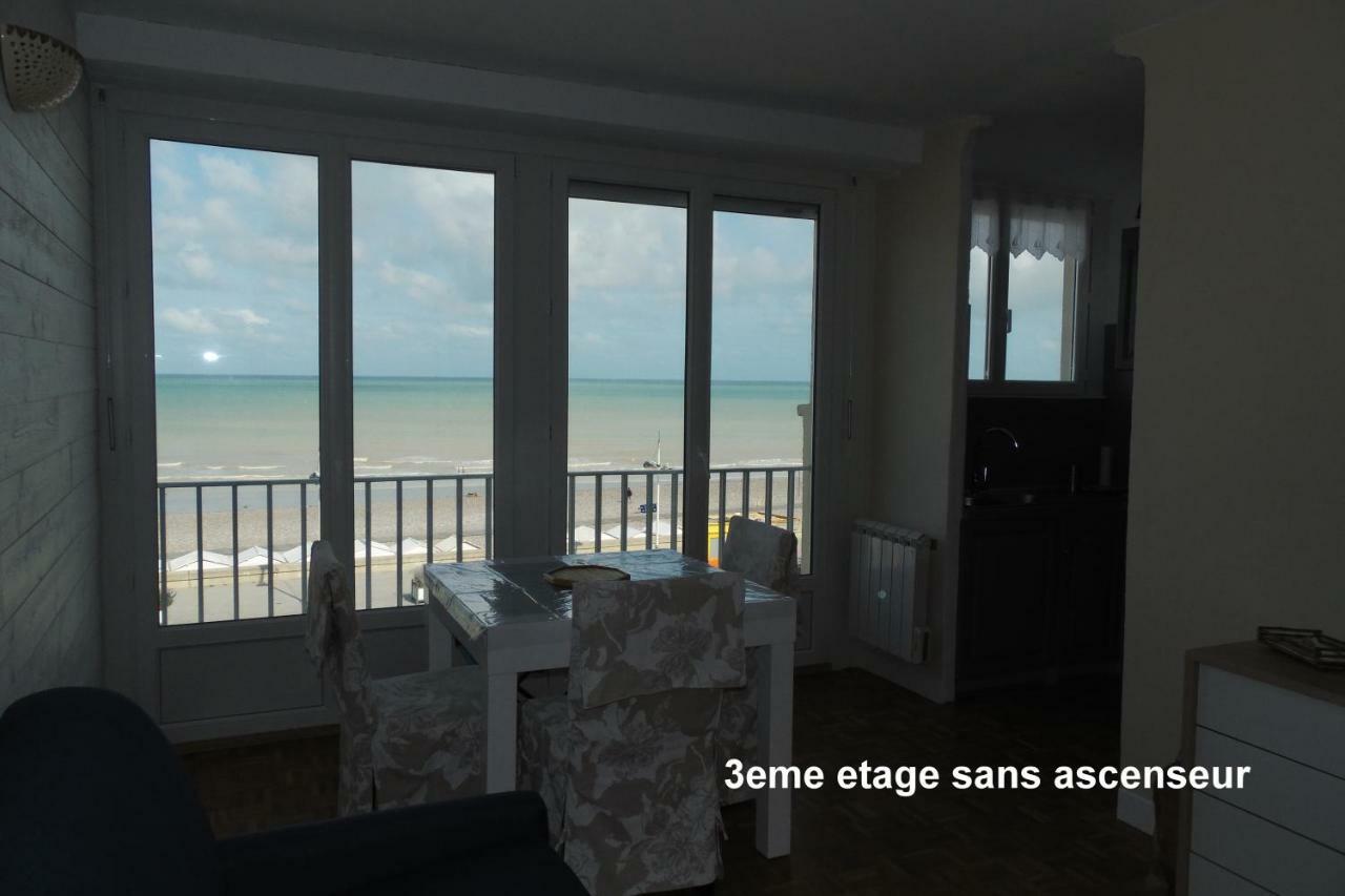 L' Entre Mer Et Falaise Le Treport Luaran gambar